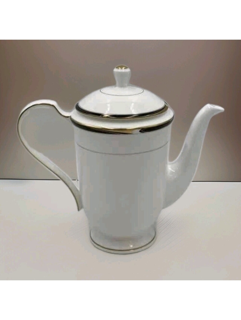ACADEMY CAH05 by Mikasa Bone China Coffee Pot 9.25" made Japan MINT